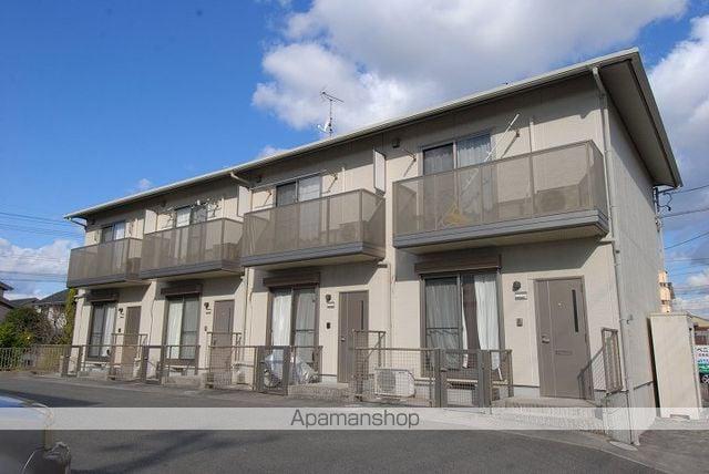 イーストアベニュ