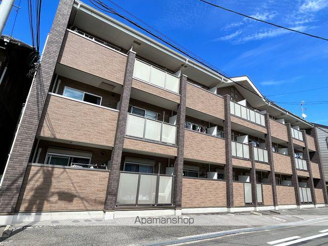 サル ドゥ セジュール