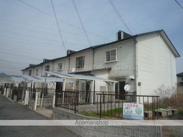 五個荘山本町　連棟貸家