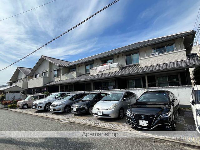 シャーメゾン里丘