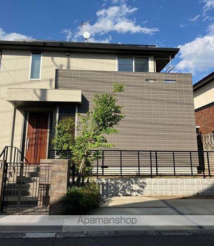 千葉県柏市新富町1丁目の戸建賃貸