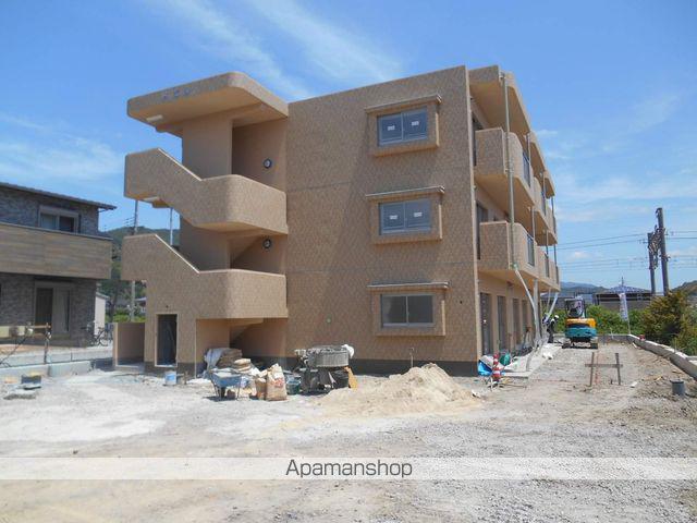 和歌山県日高郡日高町大字荊木の建物