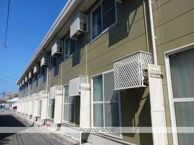 レオパレスリベア