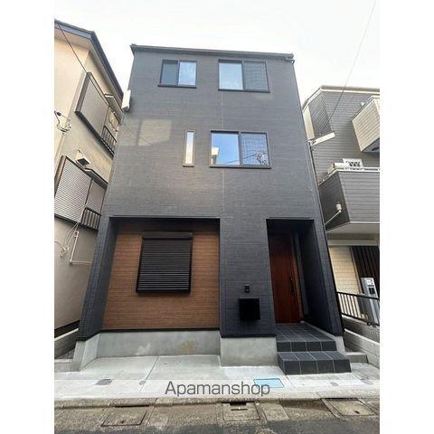 東京都新宿線 船堀駅 徒歩7分 3階建 築2年