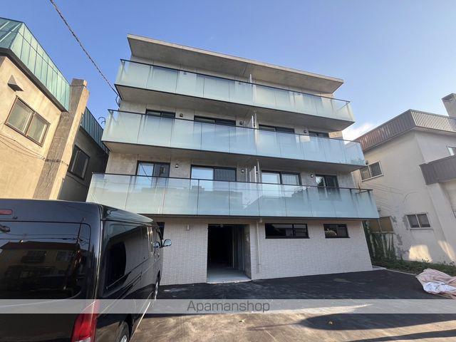 BRIGHTON COURT N20
