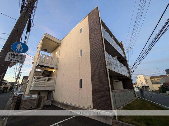 レオネクストラベンダー