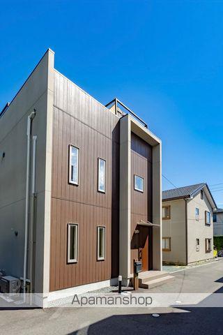 静岡県浜松市中央区 2階建 築8年