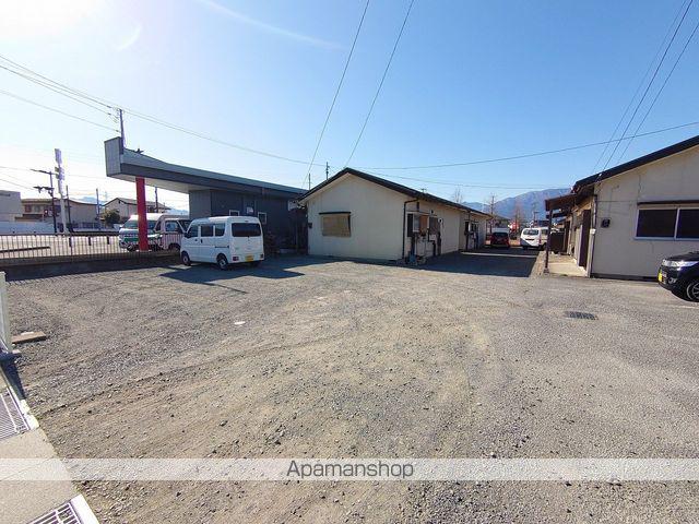 山梨県甲斐市西八幡の戸建賃貸