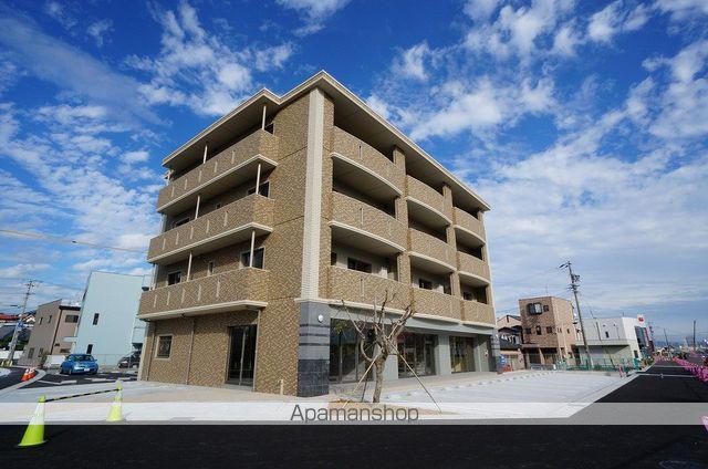 ラ・ファミーユ若杉(1LDK/3階)