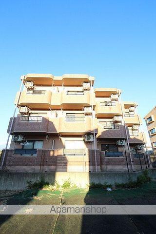 丘の上のマンション