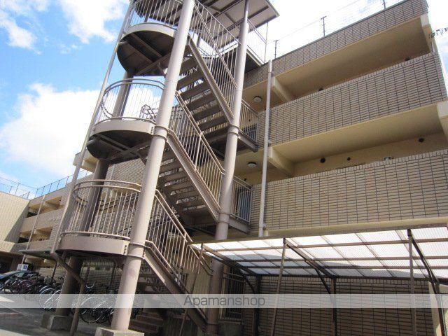 キャッスル新坂第一(1K/1階)