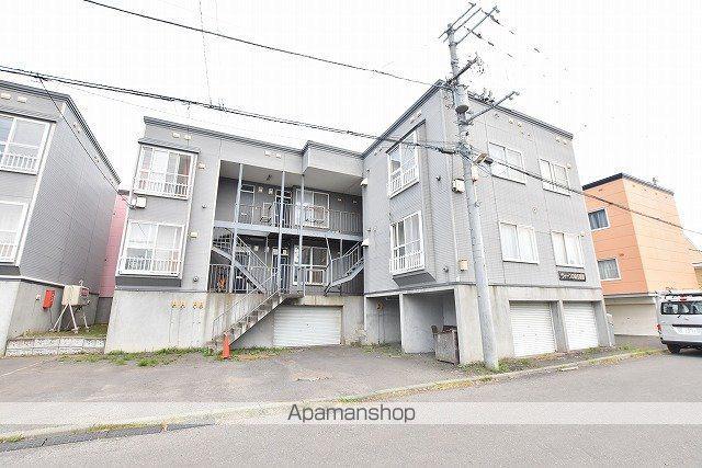 ウィーンの森伍番館