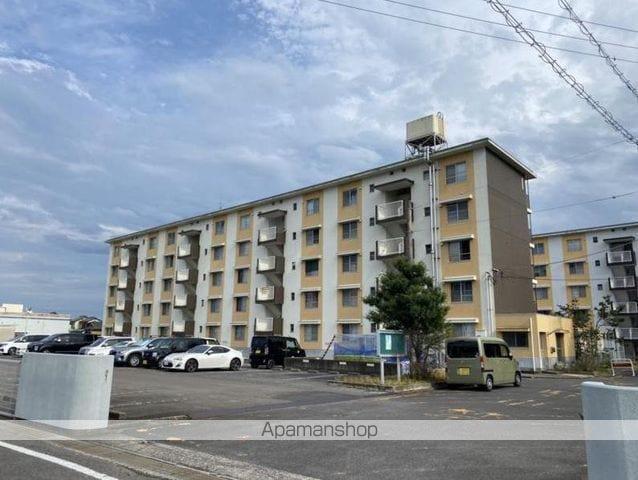 ヴィラナリー長尾 1号棟