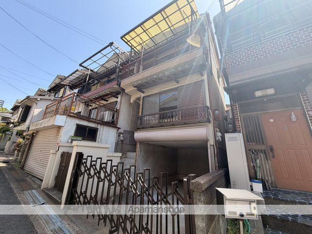 大阪府枚方市 3階建 築46年