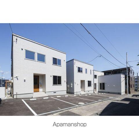 札幌市東西線 西２８丁目駅 徒歩22分  築1年(3LDK)