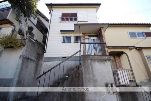 大阪府豊中市 2階建 築49年