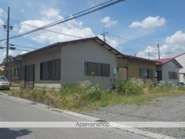 山梨県富士吉田市新西原2丁目の戸建賃貸