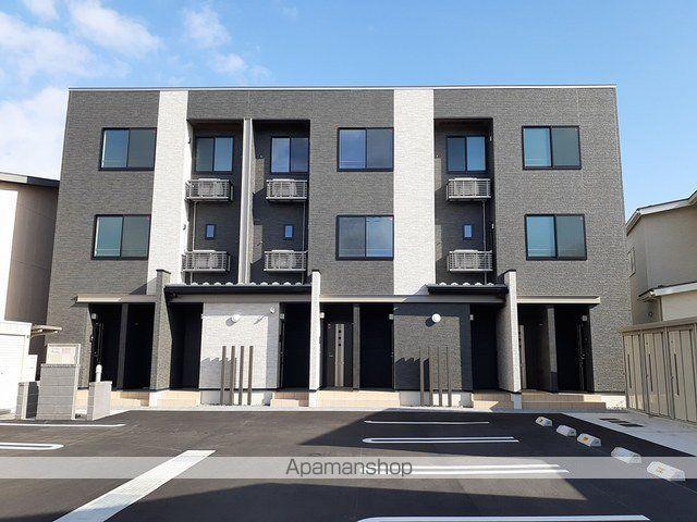 福井県福井市 3階建 築2年