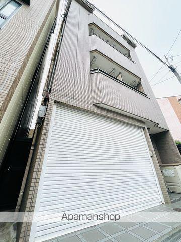 コンラッド新森