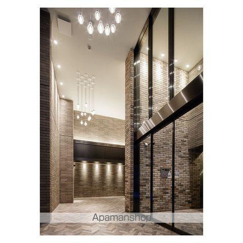 コンフォリア新宿