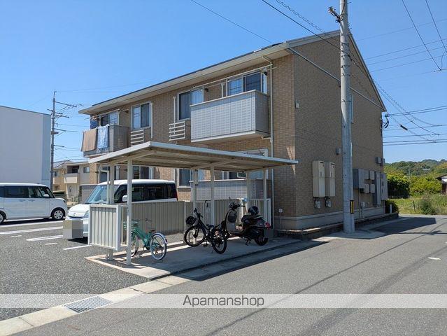 レユシール A棟