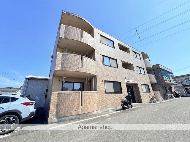 イースト・コート