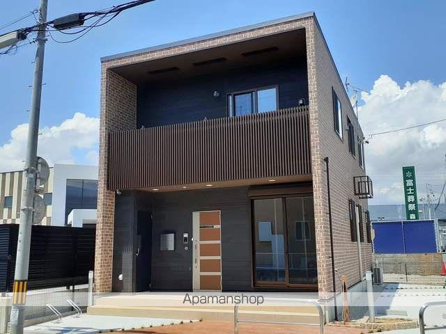 静岡県浜松市中央区 2階建 築6年