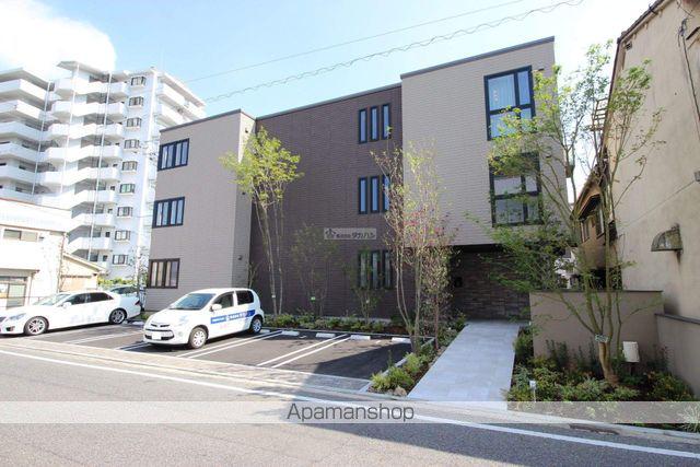 ザ ヘリテージ野上(1LDK/1階)