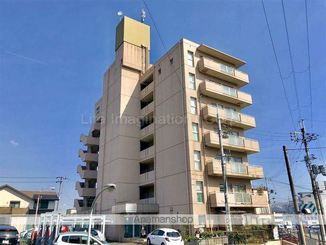 レークマンション