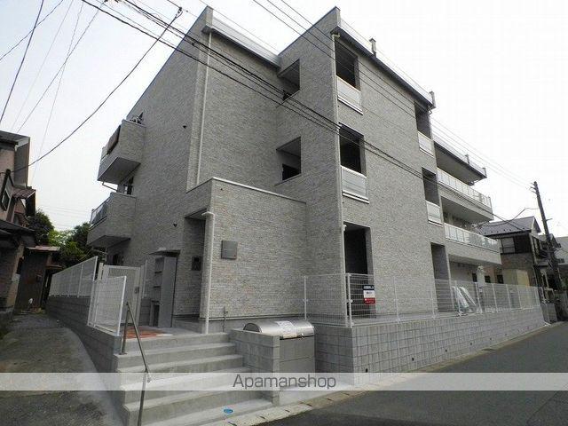 リブリオートレジデンス