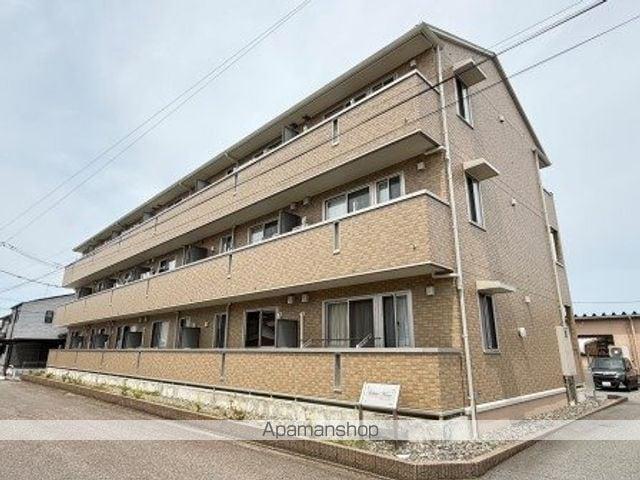 エクレール・カナ