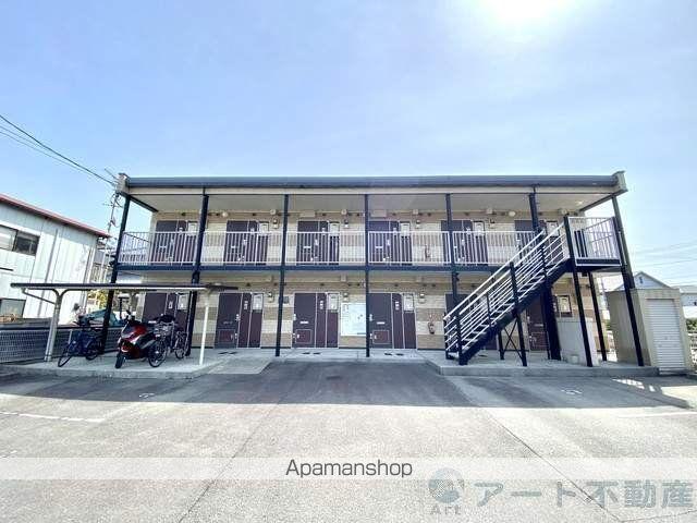 レオパレスエクレール松山