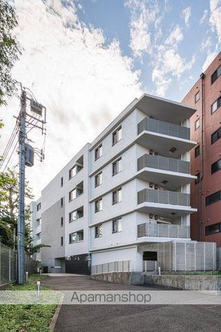 コスモリード新宿余丁町