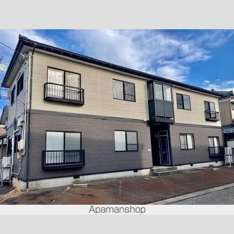 ファミーユアワヤマ