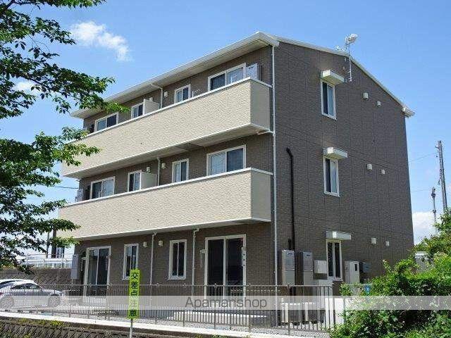 静岡県藤枝市 3階建 築7年