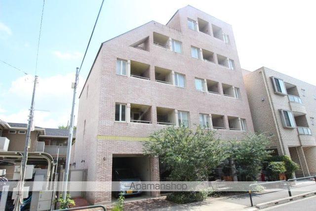 東京都足立区六町4丁目の建物