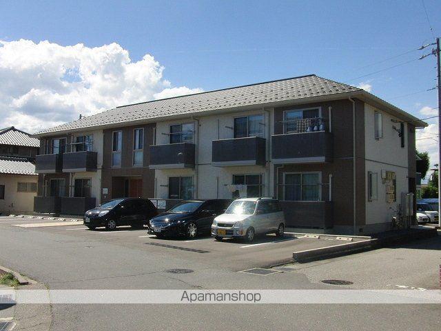 メゾンドローレル