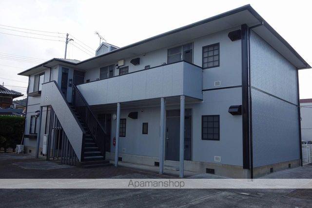 サンビレッジ八番街D