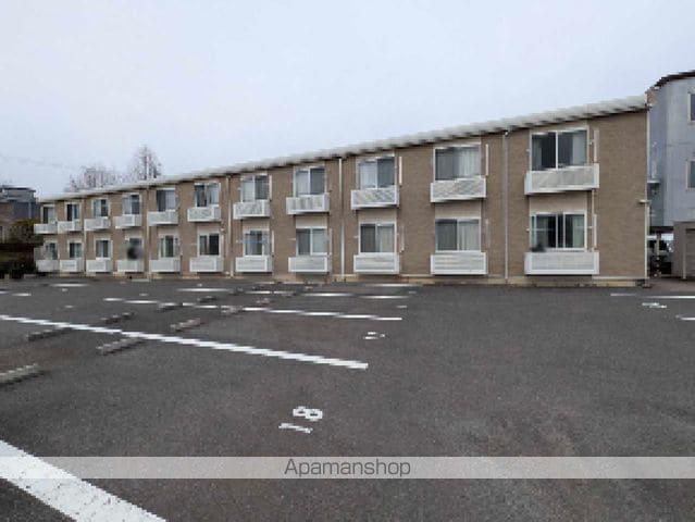 レオパレス六条大溝