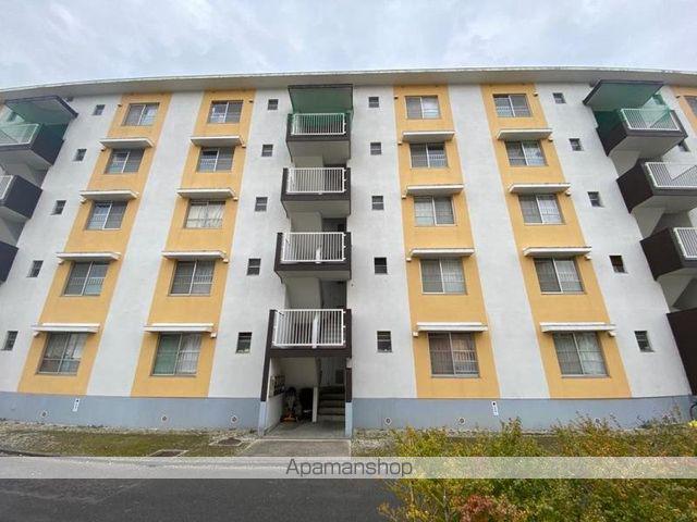 ヴィラナリー長尾 2号棟