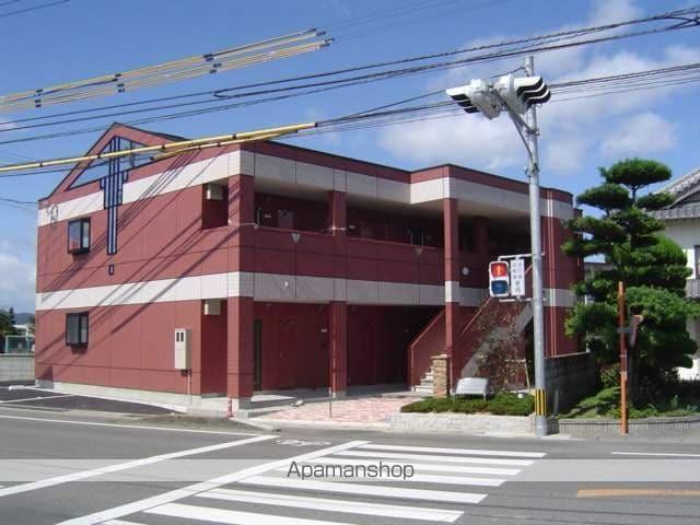 アーバンシャトー(1K/1階)