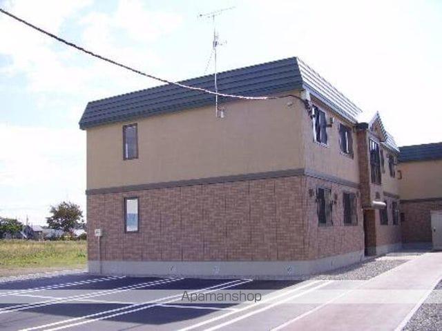 グリーンピア沼の端