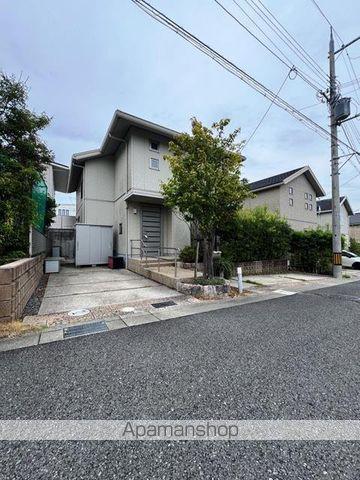 大阪府箕面市 2階建 築17年