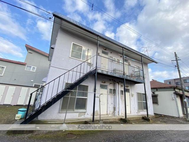 フローラ八幡(2DK/1階)