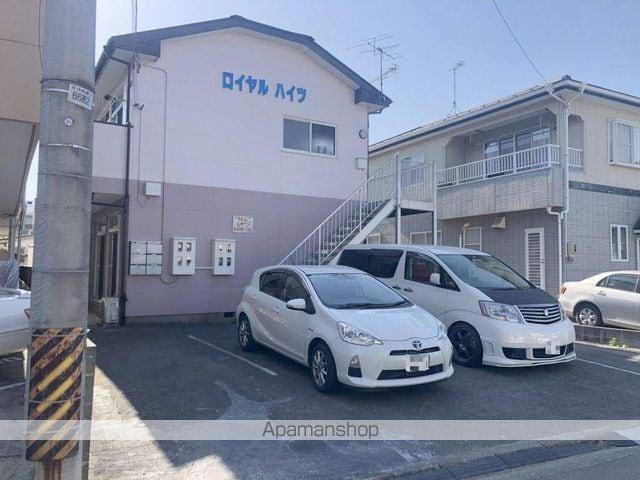 ロイヤルハイツ(2K/1階)