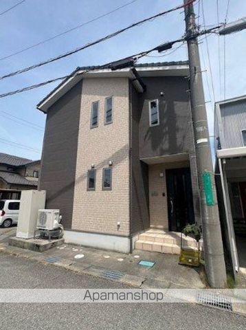 富山県富山市 2階建 築14年