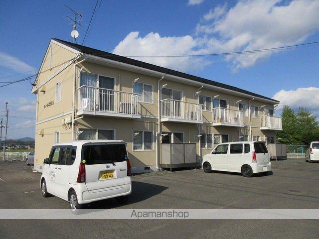 ファミール北日詰 A