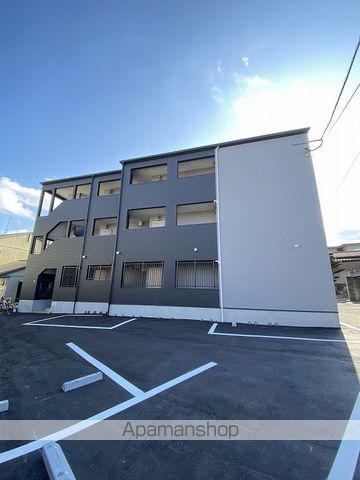 CRECIA前原駅前