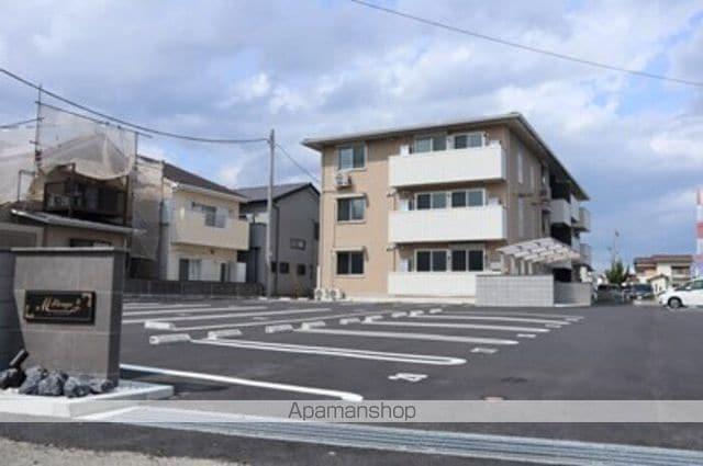 エムフルージュ