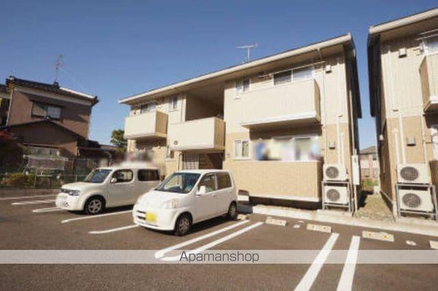 ロイヤルリーク松崎A棟